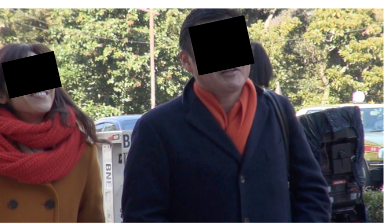 両者ともに表情が明るい