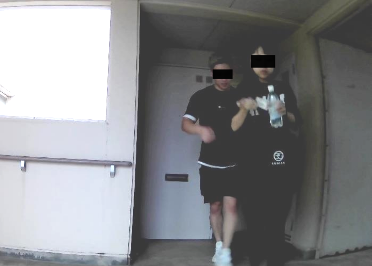 いつものようにA子は子供を迎えに保育園へ。浮気相手も帰宅する