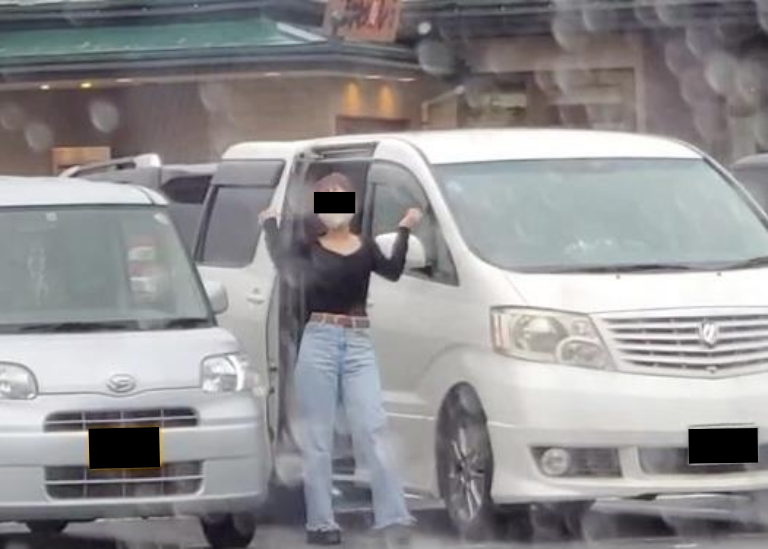 セックスで満たされたのかA子の表情は明るい