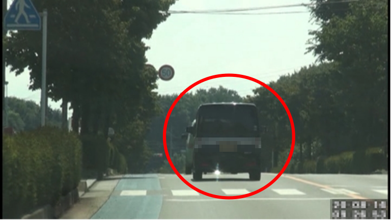 【13:23】車両を使用しての追跡開始